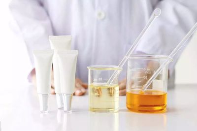 化妆品功效宣传新规出台 科学证据成关键，消费者权益获保障